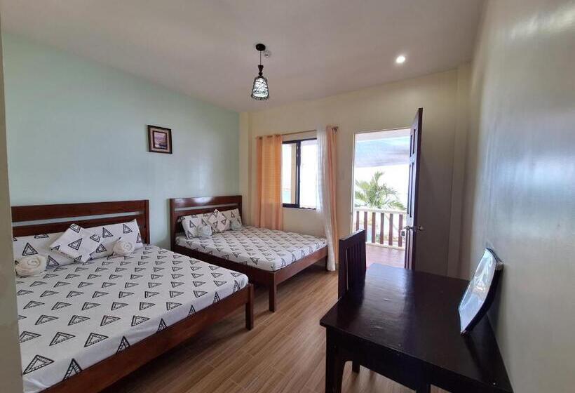 Четырехместный Номер Стандарт Вид на Море, Island Front Bangcogon Resort And Restaurant