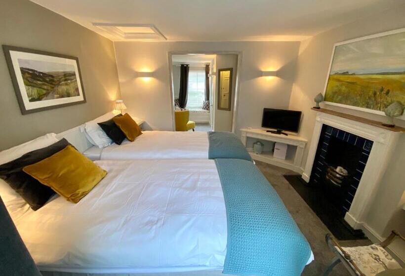 اتاق استاندارد با تخت بزرگ, The Summer House