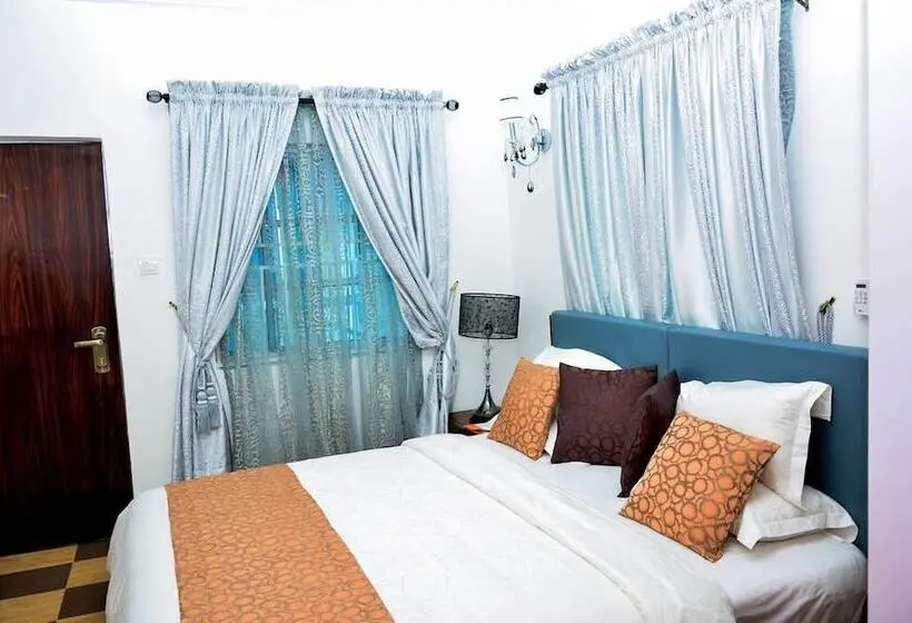 اتاق لوکس, Crystal House