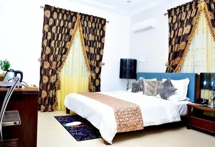 اتاق لوکس, Crystal House