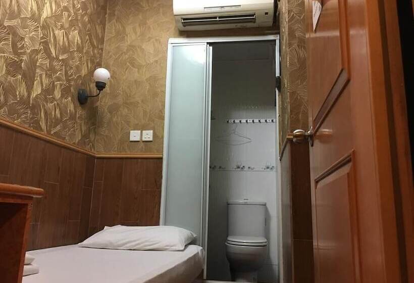 اتاق استاندارد یک نفره, Hop Inn On Nathan Road