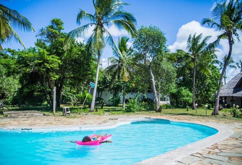 اتاق خانوادگی, Footprints House