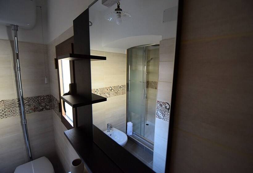 ファミリールーム, Zu Mariu B&b