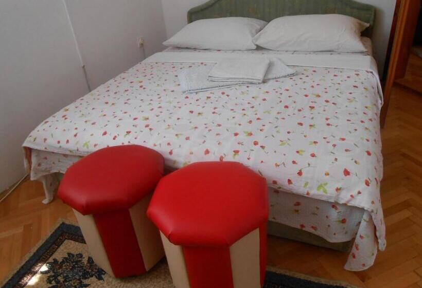 Студия Стандарт, Apartments & Hostel Zdrava Hrana