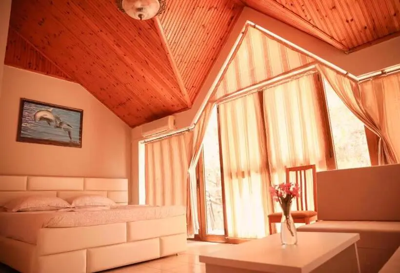 バルコニー付スタンダード4ベッドルーム, Velipoja Grand Europa Resort, Affiliated By Melia