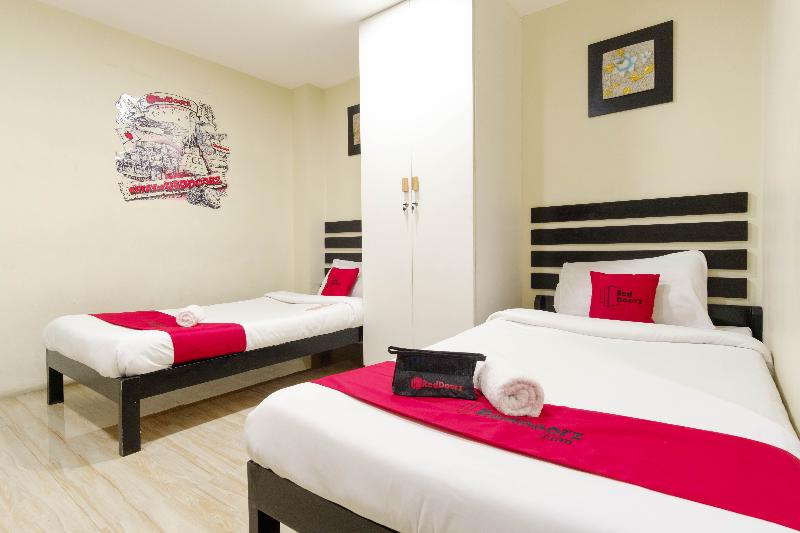 اتاق استاندارد, Reddoorz @ University Belt Manila