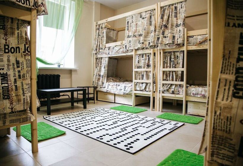 تختخواب در اتاق مشترک, Nice Hostel Na Miusskoy