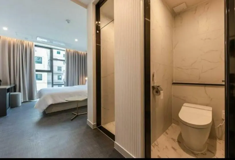 اتاق استاندارد, Brown Dot Hotel Deokcheon
