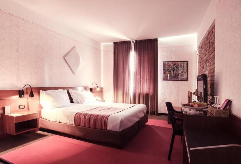 수피리어 룸, Cangrande