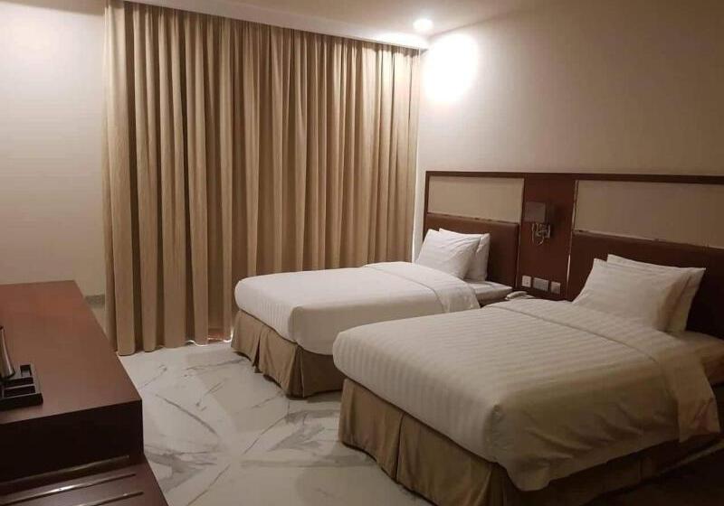 اتاق استاندارد, Muscat Gate