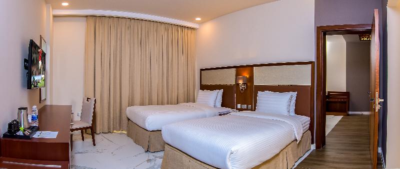 اتاق لوکس, Muscat Gate