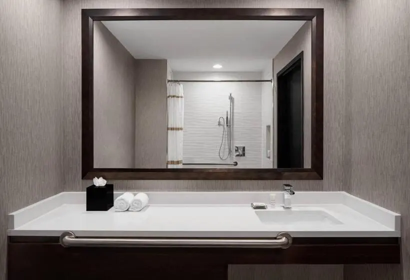 キングサイズベッドのスタンダードルーム, Marriott Phoenix Chandler