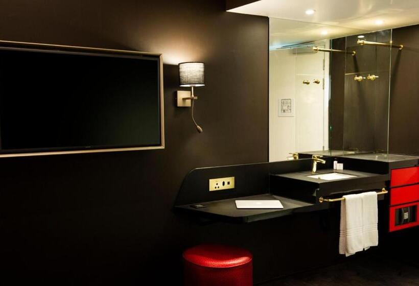 Номер Стандарт, Onomo Hotel Foreshore