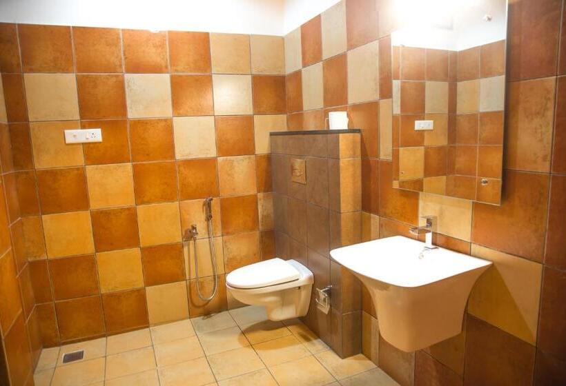 标准间, Queens Hotel  Yellow Lake Resorts &spa  Yercaud