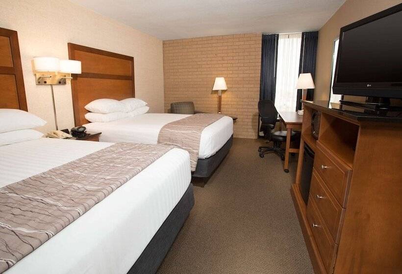 장애인용 디럭스룸, Drury Inn & Suites Champaign
