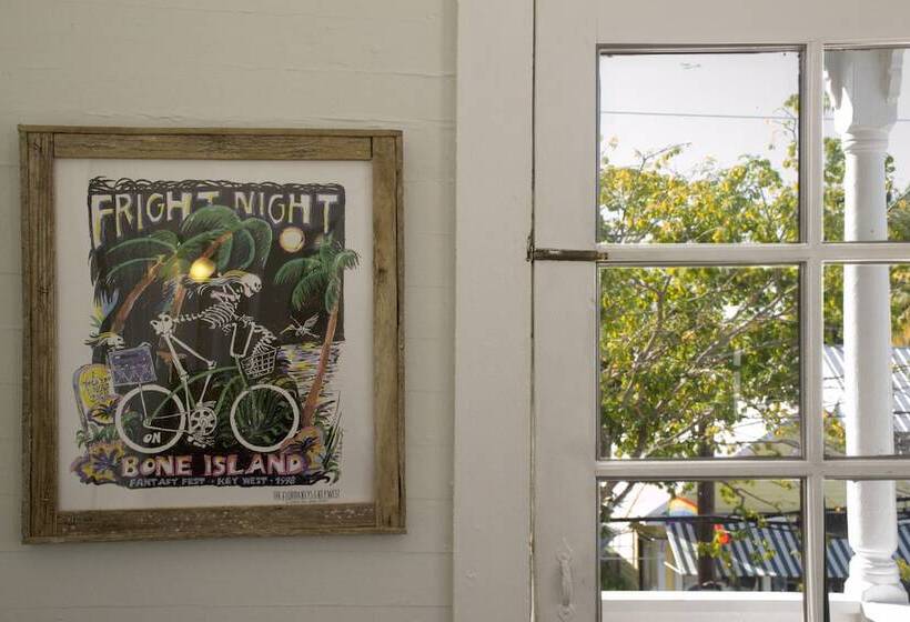 2침실 듀플렉스 아파트, Duval House