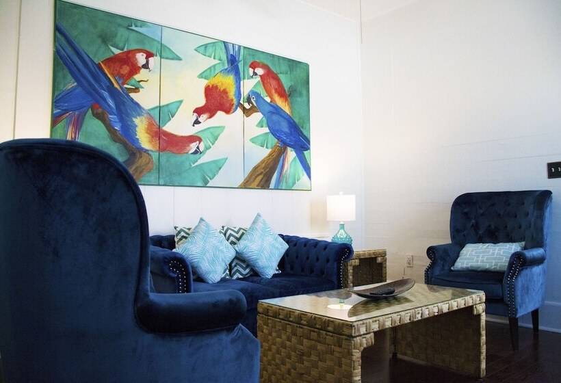 2침실 듀플렉스 아파트, Duval House