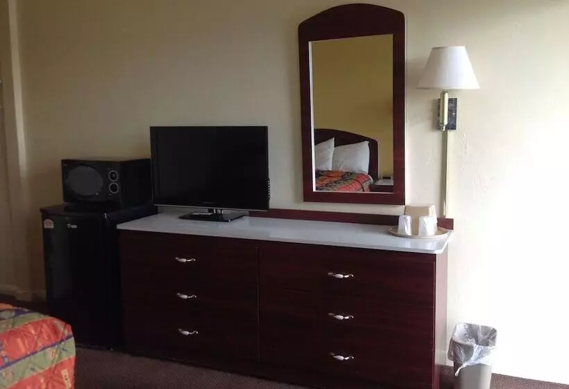 スタンダードルーム, Economy Inn Okeechobee