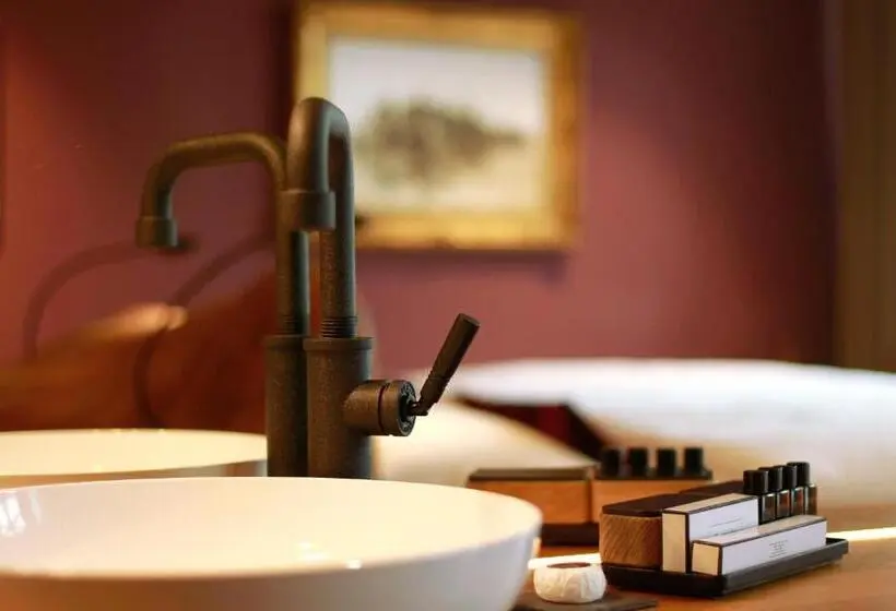 スイート, Boutique Hotel Lartor