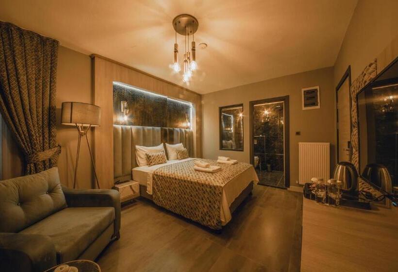 Habitació Deluxe, Edrin Gözde