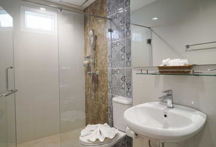 غرفة عائلية, Nantra Chiangmai Riverfront