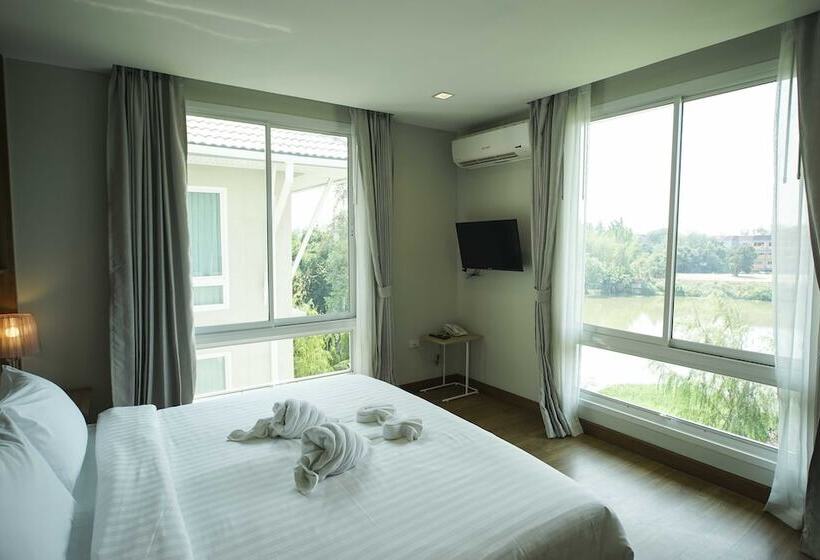 غرفة قياسية مطلّة علي النهر, Nantra Chiangmai Riverfront