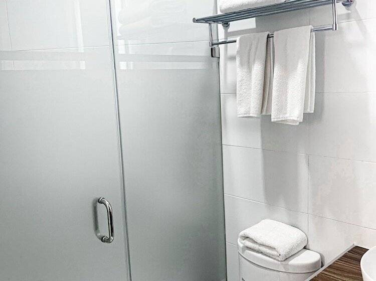 デラックスルーム, Dwana