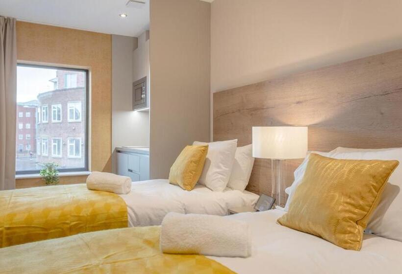 اتاق استاندارد, Dwell City Living