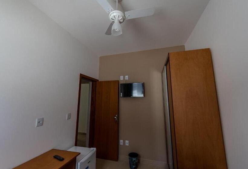 标准单人间共用浴室, Hospedaria Santo Antônio