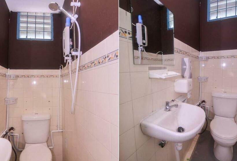 Family Suite, Oyo 89465 Golden Lounge