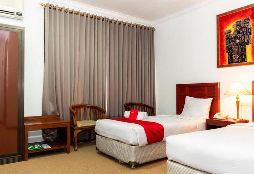豪华房间, Reddoorz Plus Syariah Near Java Supermall Semarang 2