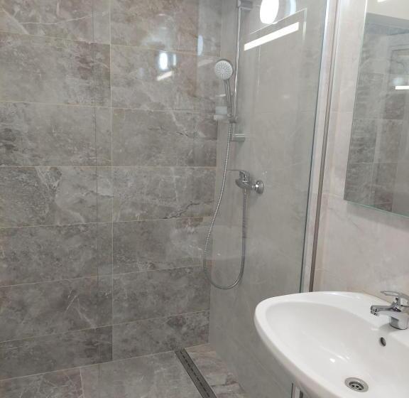 חדר סטנדרט עם מרפסת, Breaza