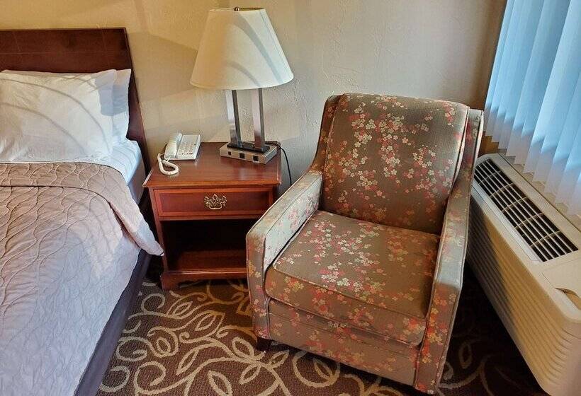 Номер Стандарт, Jefferson Hills Motel