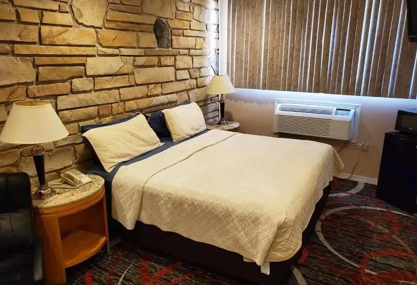 キングサイズベッドのスタンダードルーム, Jefferson Hills Motel