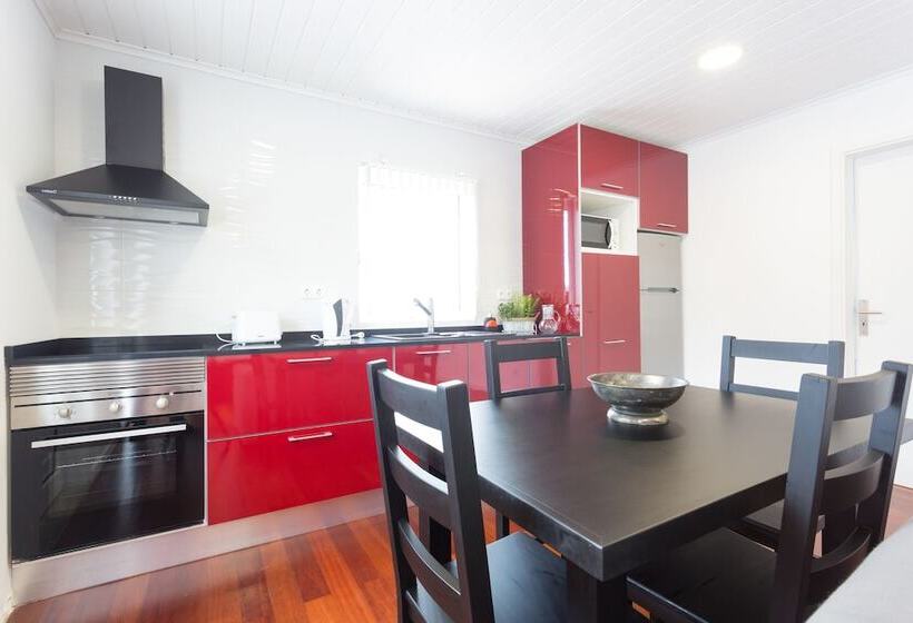 דירה משפחתית 2 חדרי שינה, 35th Atlantic View