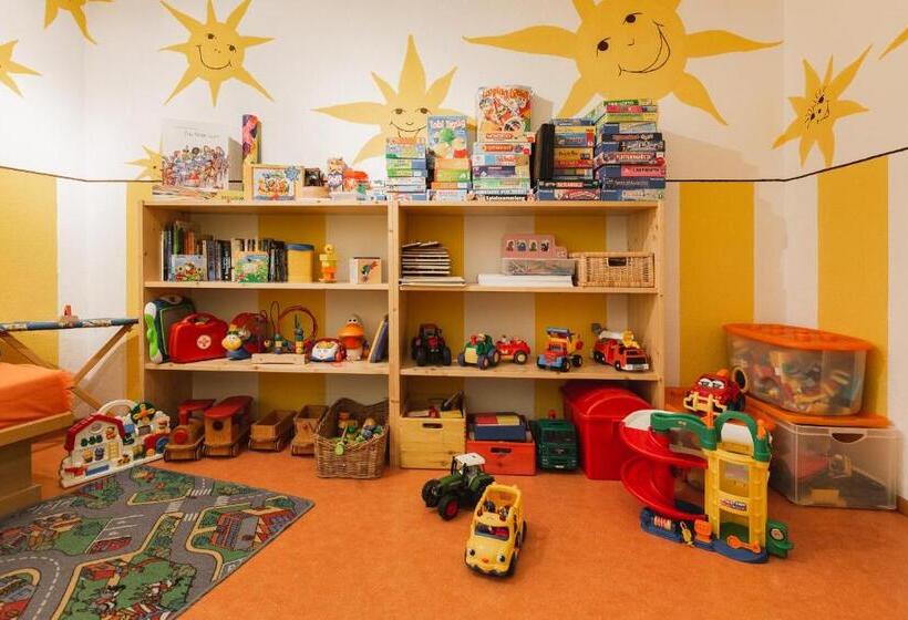 آپارتمان 1 خوابه با بالکن, Garni Am Sonnberg