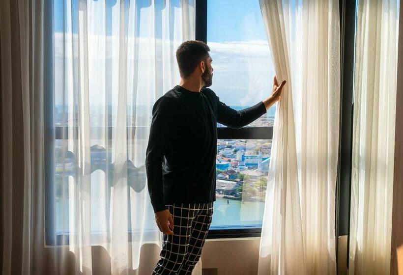 尊贵单卧公寓, Mercure Itajai Navegantes