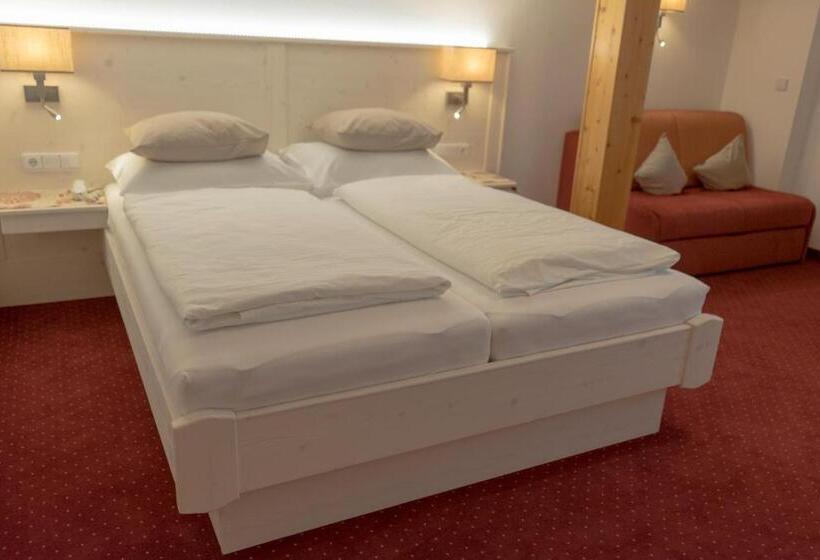 수피리어 패밀리 룸, Tauernblick