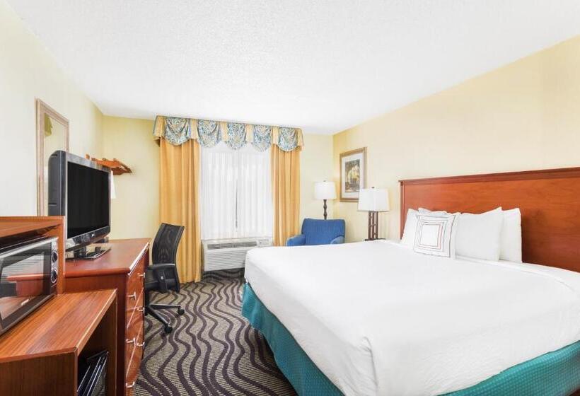 غرفة قياسية سرير كينج, Baymont By Wyndham Savannah Midtown