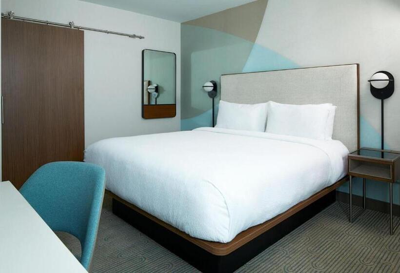 غرفة قياسية سرير كينج, Courtyard By Marriott Santa Barbara Downtown