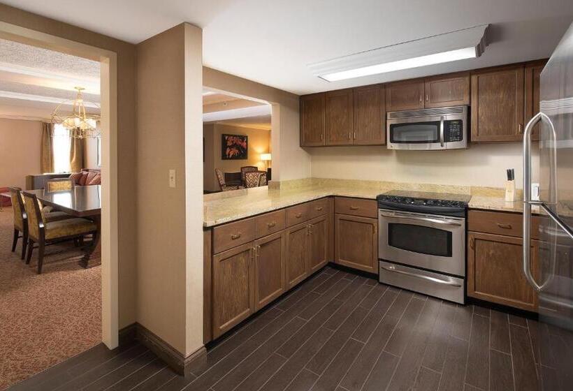 프레지덴셜 스위트, Crowne Plaza Louisville Airport Expo Ctr, An Ihg