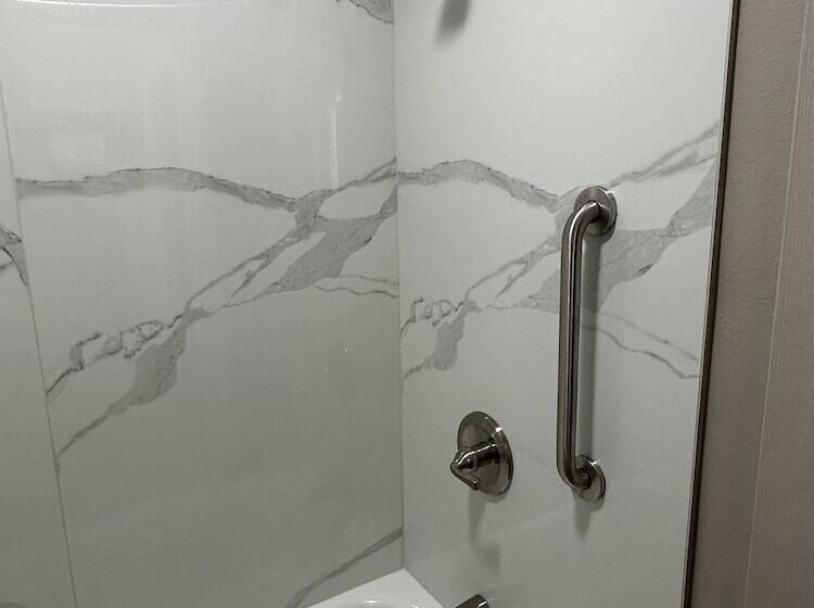 标准间, Express Inn & Suites