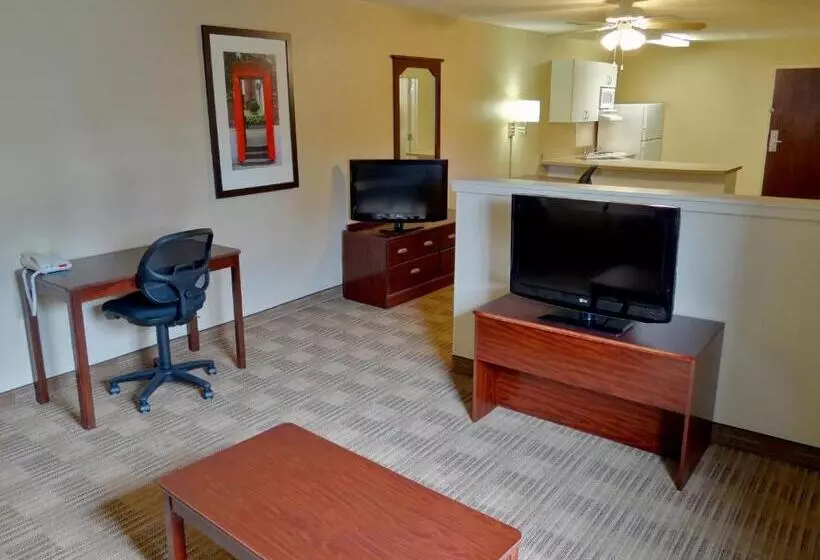 デラックススタジオ, Extended Stay America Select Suites   Milwaukee   Waukesha