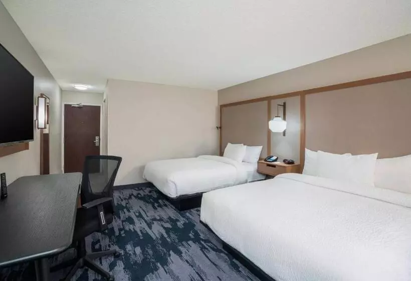 ２ダブルベッドのスタンダードルーム, Fairfield Inn & Suites Memphis I240 & Perkins