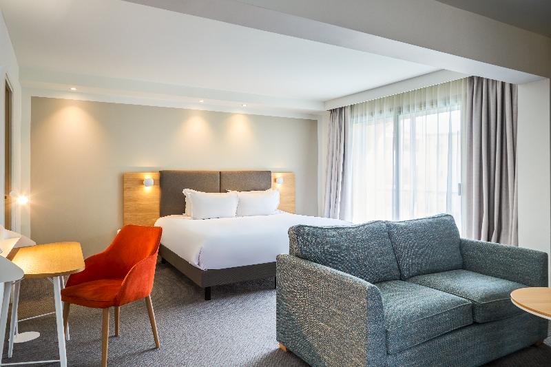 带大床的套房, Fairfield Inn & Suites Raleigh Durham Airport Research Triangle Park