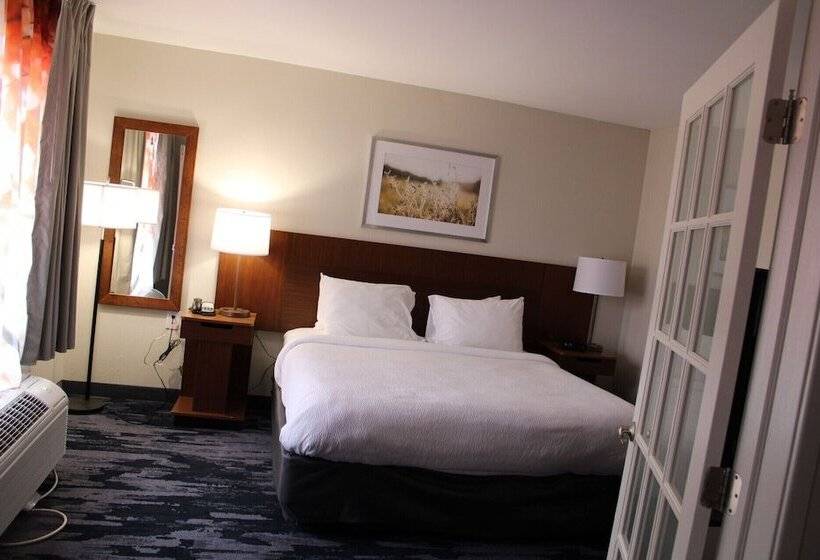 行政套房, Fairfield Inn & Suites Raleigh Durham Airport Research Triangle Park