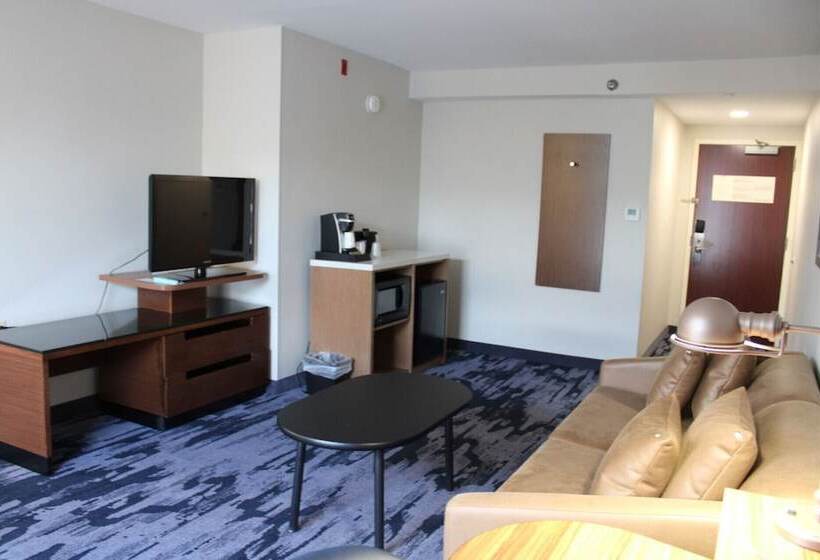 行政套房, Fairfield Inn & Suites Raleigh Durham Airport Research Triangle Park