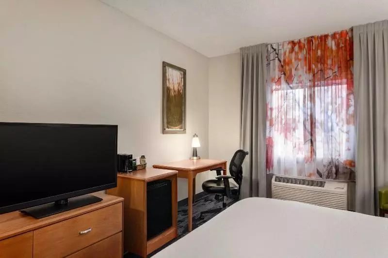 اتاق استاندارد با تخت بزرگ, Fairfield Inn & Suites Stillwater