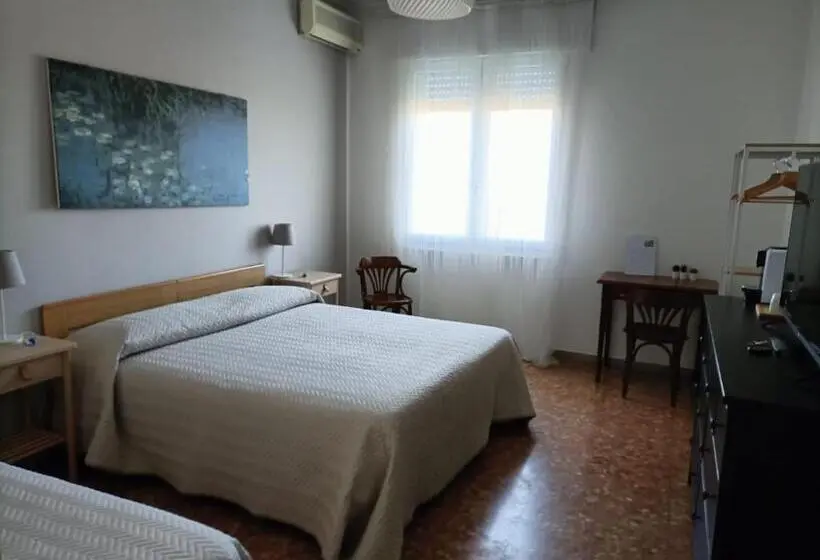 コンフォートトリプルルーム, Balabuska Rooms & Garden