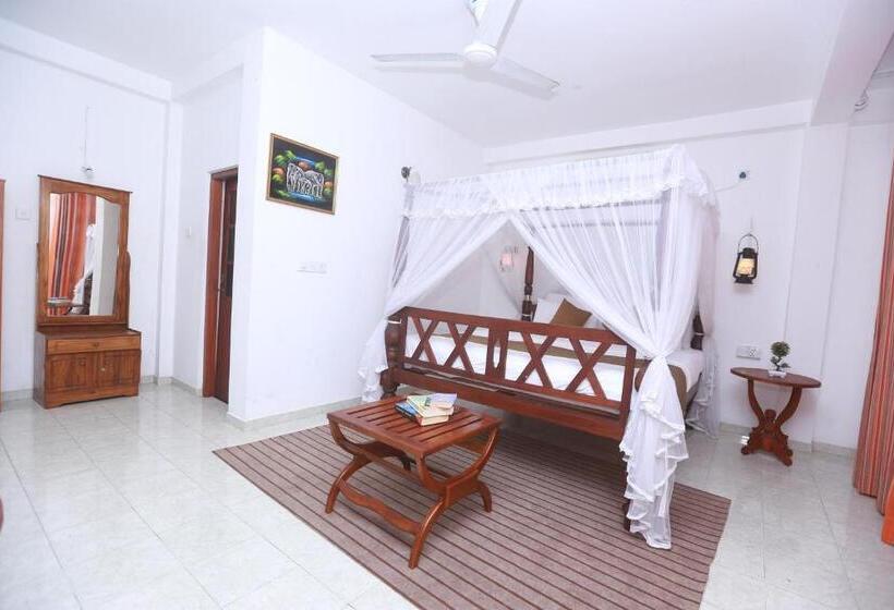 デラックスルーム, Dandelion   Unawatuna